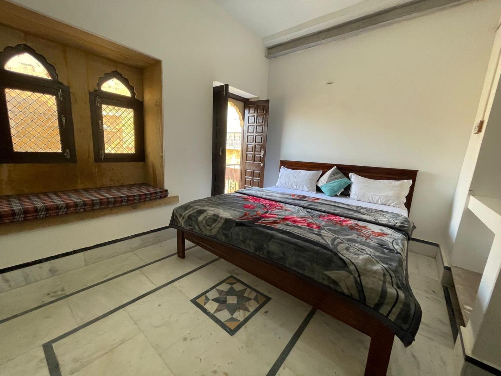 Hotel Sallu Safari Jaisalmer Room photo